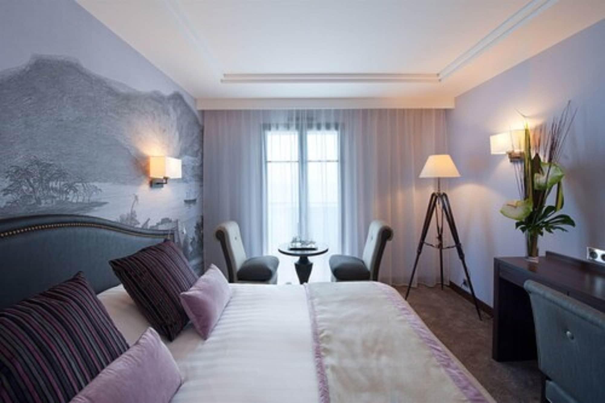Hotel Le Nouveau Monde 4*