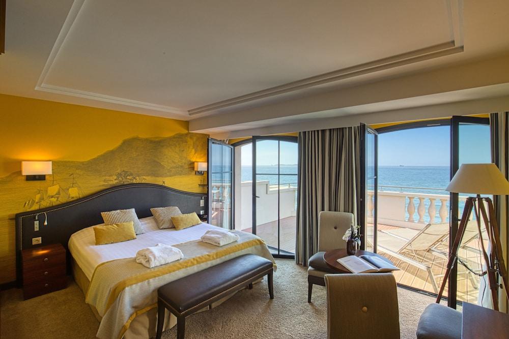 Le Nouveau Monde Hotel 4*