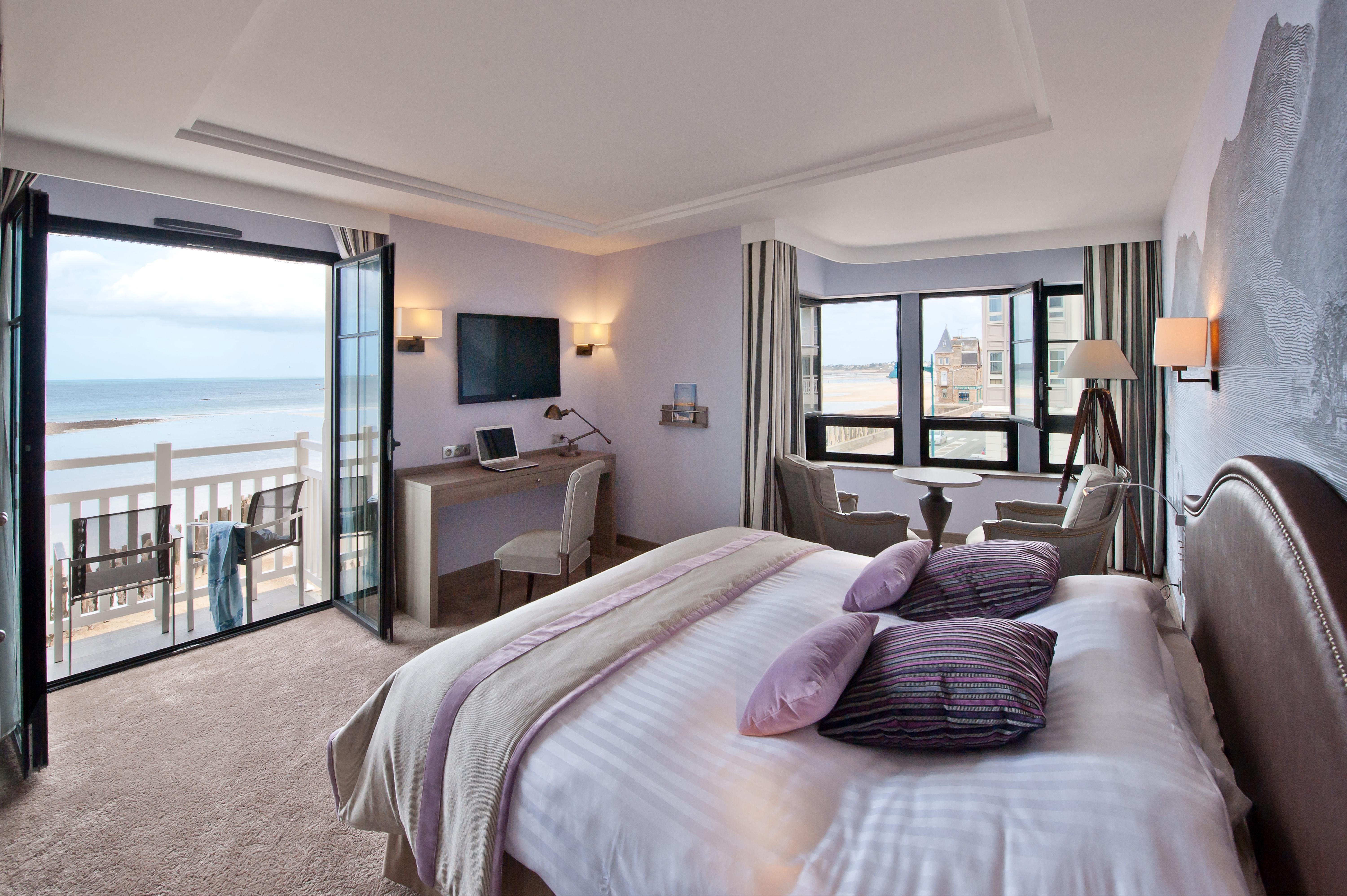 Le Nouveau Monde Hotel 4*