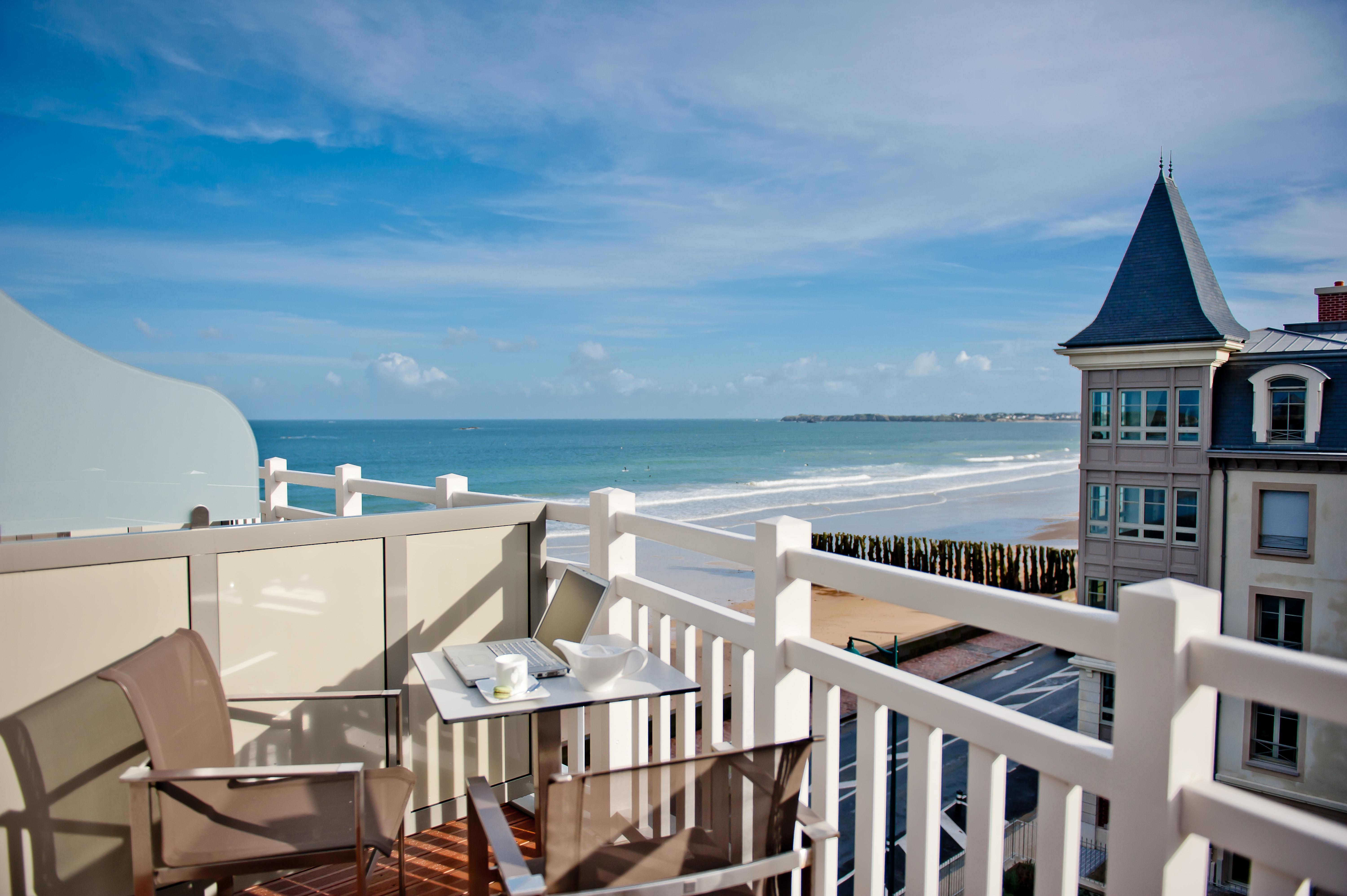 Le Nouveau Monde Hotel 4*