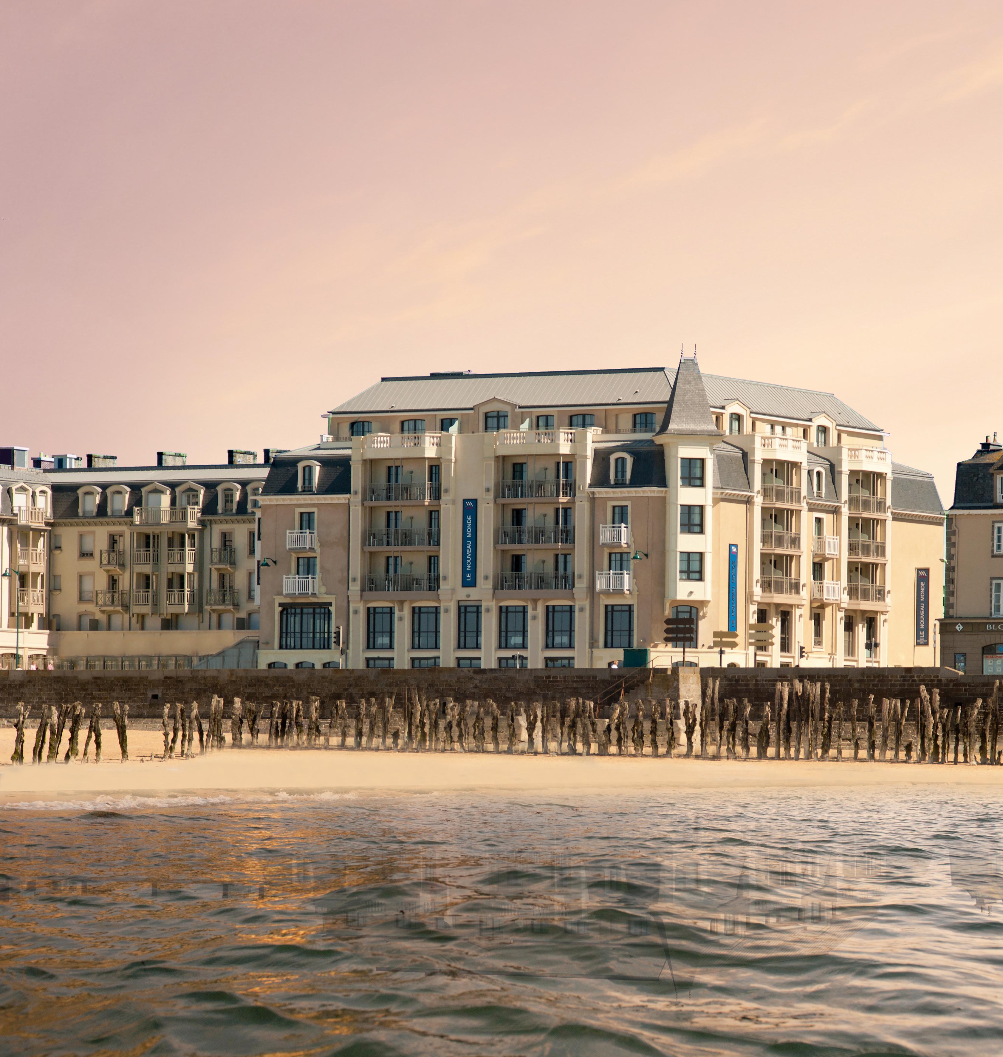 Le Nouveau Monde Hotel 4*