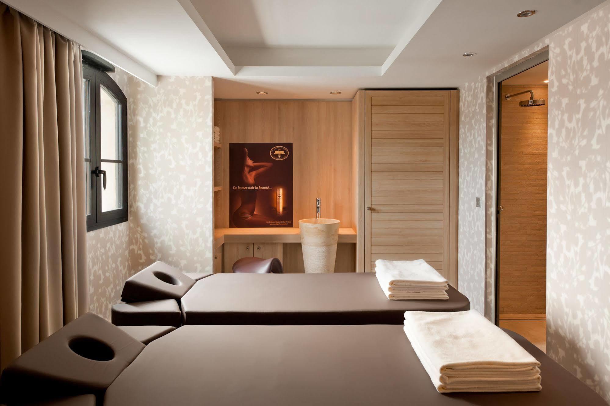 Le Nouveau Monde Hotel